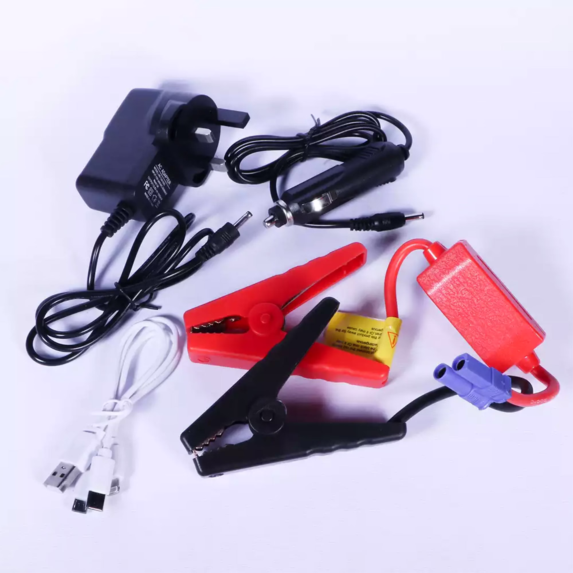 عدة سيارة متنقلة للطوارئ بضمان عام (بنك طاقة+كشاف) 4 عدة سيارة متنقلة للطوارئ بضمان عام (بنك طاقة+كشاف) - الصورة 4